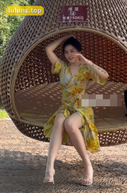 铁锤姐姐微密圈精选作品照片，微胖丰满型健身6年！