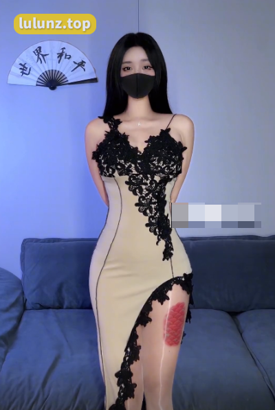 阿尔卑香小狗子微密圈用镜头记录成长–她的照片中充满趣味与美感