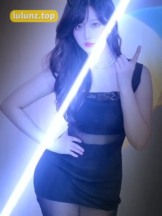 抖音网红外星皮皮虾微密圈作品资源独特魅力，俘获众多粉丝视频内容丰富多彩