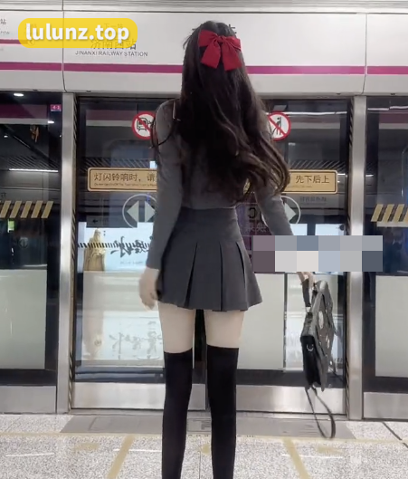 如何看待抖音网红草莓酸奶微密圈精选资源