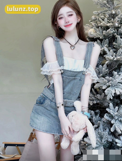 小鹿同学视频全集,捕捉在逃迪士尼公主!-1 小鹿同学视频全集,捕捉在逃迪士尼公主!