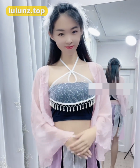 雨轩的小窝微密圈9728777什么梗？