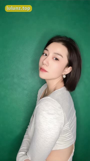 鹿瑶本瑶健身比赛，抖音女神的健美之路