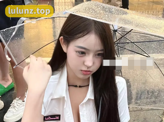 抖音小U优优子微密圈精美图片设计