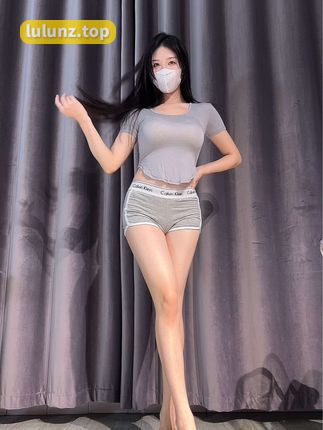 抖娘利世微密圈新年作品焕新装出炉，圈定幸福家庭和成功事业