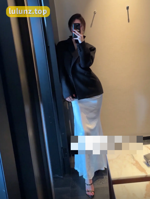 如何看待抖音网红脸红Dearie微密圈资源