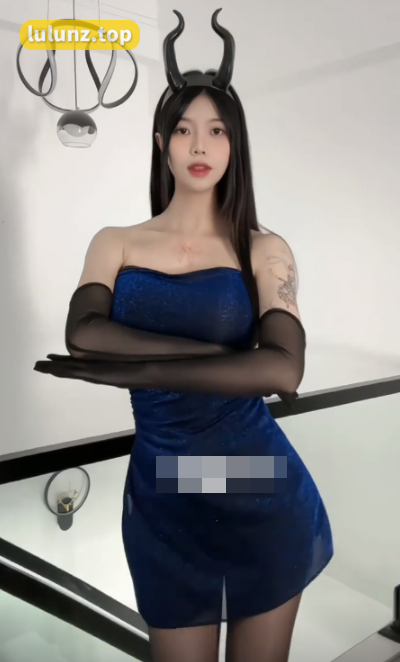 抖音鱼神微密圈蓝色战袍梗–个性追求与互联网文化传播的结合