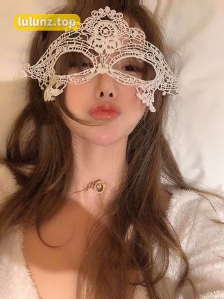 脸红mm的抖音直播间，揭秘她和粉丝的互动瞬间