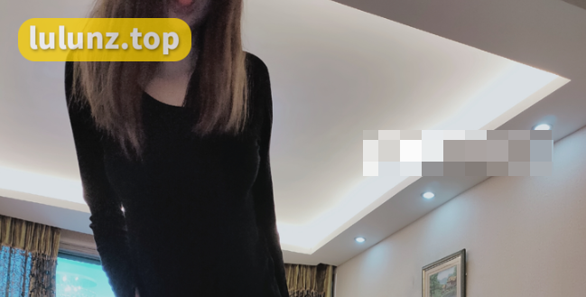 微博红人yuyu超甜吖微密圈引发争议网友质疑高价收费