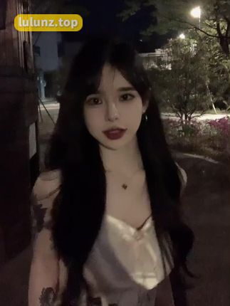 李梦琳UN微密圈作品资源流出，展现个人风格与时尚魅力