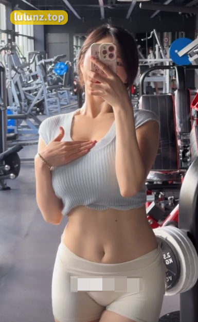 小玉吃果冻珍藏版什么梗？就是微密圈嘉宾专享帖吗？