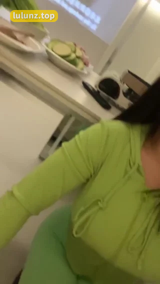 禅雨儿的美丽身影，欣赏她美丽的身影