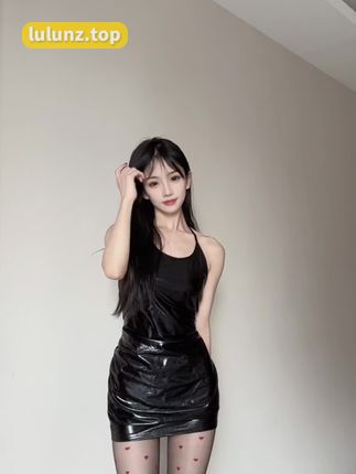 崽崽nana最新照片欣赏，独特的风格引粉丝热议