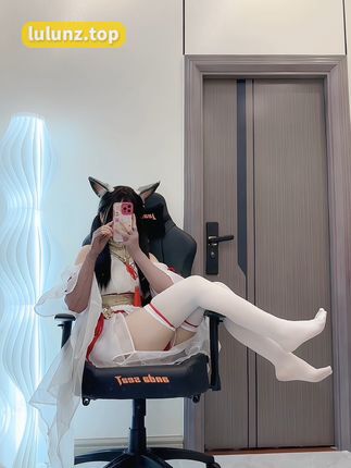 抖音萌妹纸萝卜粥魅魔微密圈图片资源什么梗?萝卜粥怕疼?