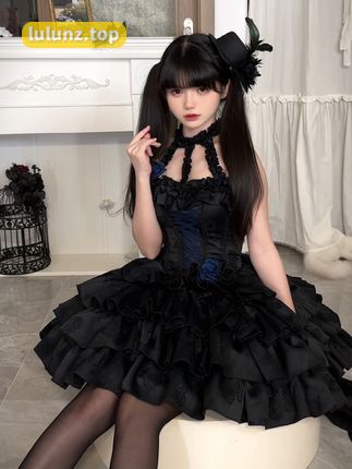 落英酱耶微密圈作品秋日黄昏主题，展现超脱世俗的美丽