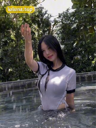 抖娘利世微密圈新年作品焕新装出炉，圈定幸福家庭和成功事业