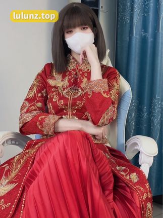 白龙猫女的粉嫩足底搭配时尚复古，无弹力咖啡色丝写真