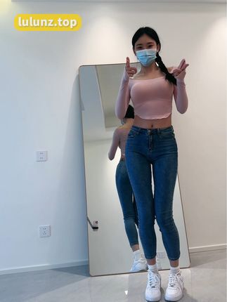 柠檬草超甜微密圈照片集，璀璨明星的视觉盛宴