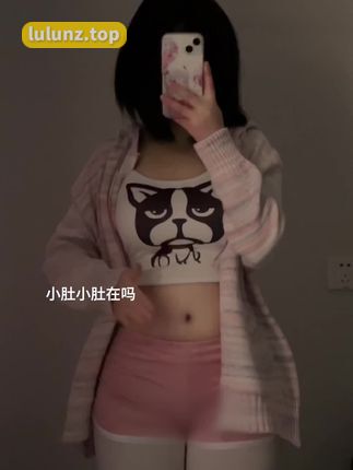 想想会魔法微密圈作品资源展现，女神的完美身材和颜值魅力