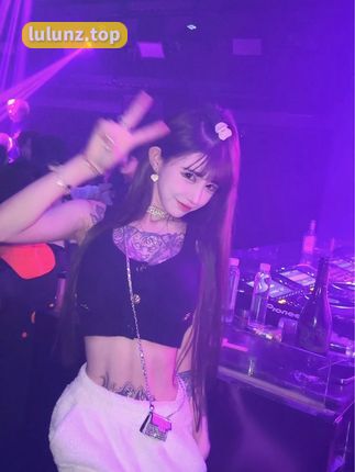 唯一甜甜圈优质微密圈作品集，颜值俱佳吸引众多粉丝追捧