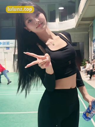 长沙美女梅美baby微密圈作品展示，颜值与才华完美结合