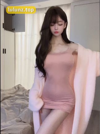 小马漫漫微密圈觅圈作品，帅气时尚展现完美颜值身材