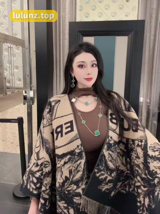 抖音林梓竹木吧微密圈资源图片，完美颜值令人陶醉