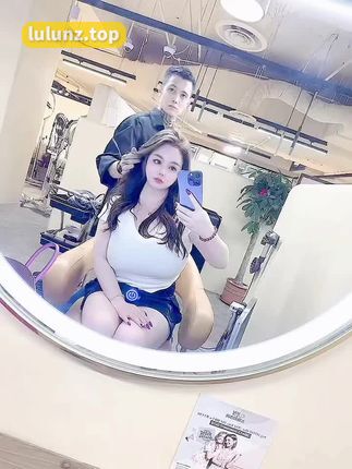 戴允祺微密圈作品照片展现超性感身材,引领自信与自爱之旅