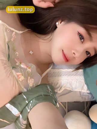 抖音七七仙女微密圈作品资源图集，舞动身姿散发自信与魅力