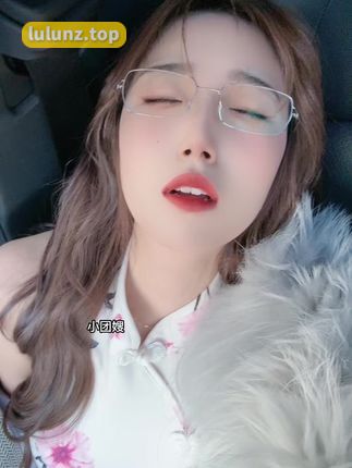 小团嫂微密圈作品资源魅力探索，带你开启性感穿搭灵感之旅