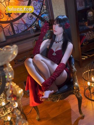 迷失在音乐世界中，抖个姬灵吉他妹妹的旋律穿越时空