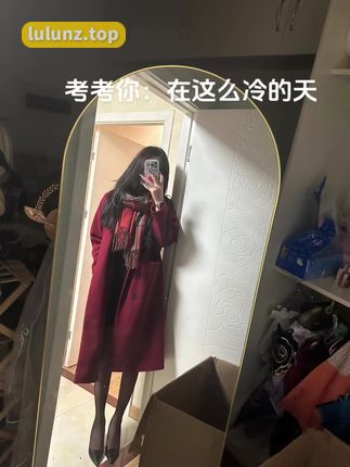 抖音网红不要说我很漂亮(云朵儿的圈子)微密圈作品，完美曲线和清新颜值让人心动