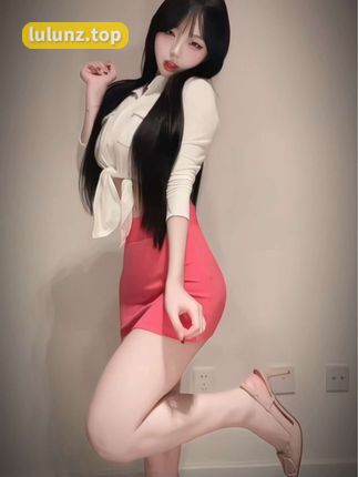 童锣烧路人视角写真，捕捉真实瞬间