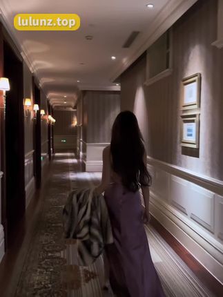 甜不二子微密圈作品展现，高质量图片资源让你感受视觉盛宴