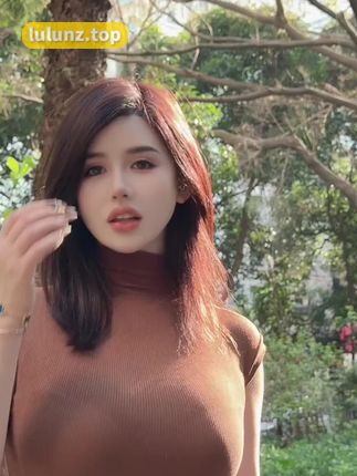 阿色微密圈作品资源穿搭教程，轻松成为人群焦点