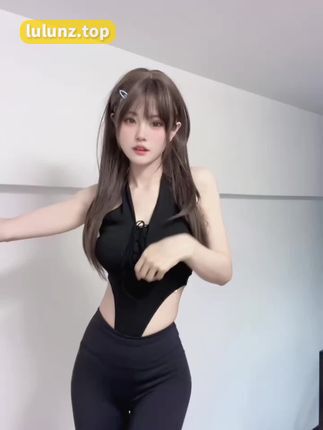 微密圈最火的圈子给乔买裙子嘉宾作品资源，散发女神光芒的现代都市装扮