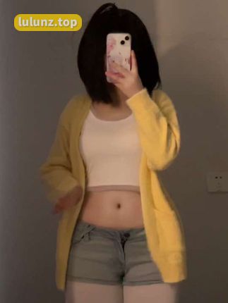 想想会魔法微密圈作品资源展现，女神的完美身材和颜值魅力