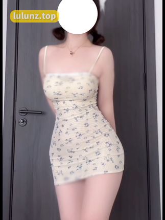 桃沢樱呀微密圈作品超给力双马尾造型，展现青春活力和个人魅力