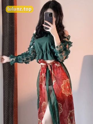 白日做梦微密圈作品资源揭秘独特穿搭风格,性感时尚引爆粉丝狂热