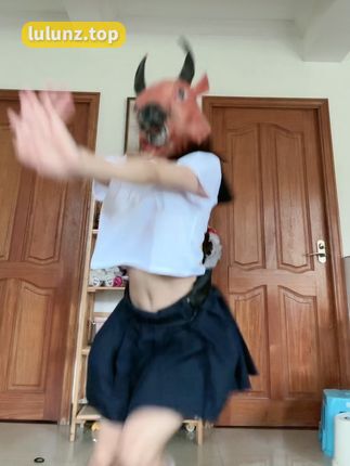 vc/vickyyyiii微密圈作品中的神秘魅力,都市森林中的时尚使者