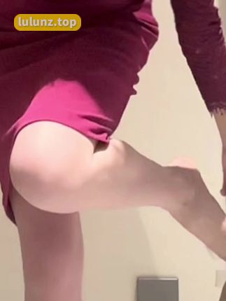 一匹狼微密圈作品资源创意夺目，颜值身材双双引爆关注