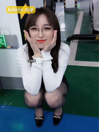 小团嫂的微密圈资源内容和抖音直播带你领略精彩生活