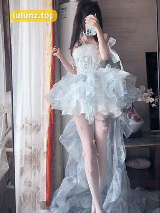 六月羊ouo觅圈作品之旅，夜市时尚魅力一览