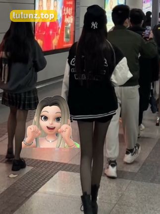 抖音女神权vv微密圈图片作品资源，春日花园与夏日海边的穿搭与妆容