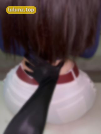 软糖熊微密圈作品套图资源，展示作品激发时尚魅力