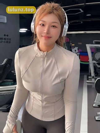 月球造梦家网络热点解析，她的瓜让粉丝热议不已