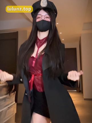 桂芬坐拍/桂芬baby微密圈图片照片资源,时尚与自然的完美融合