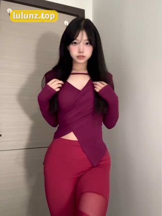 一匹狼微密圈作品资源创意夺目，颜值身材双双引爆关注