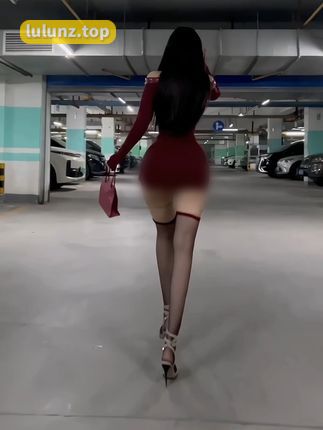 软糖熊微密圈作品套图资源，展示作品激发时尚魅力