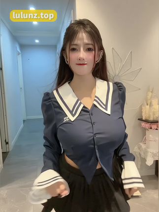 抖音脑婆睡醒啦微密圈资源照片赏析，魅力与夏日度假风穿搭